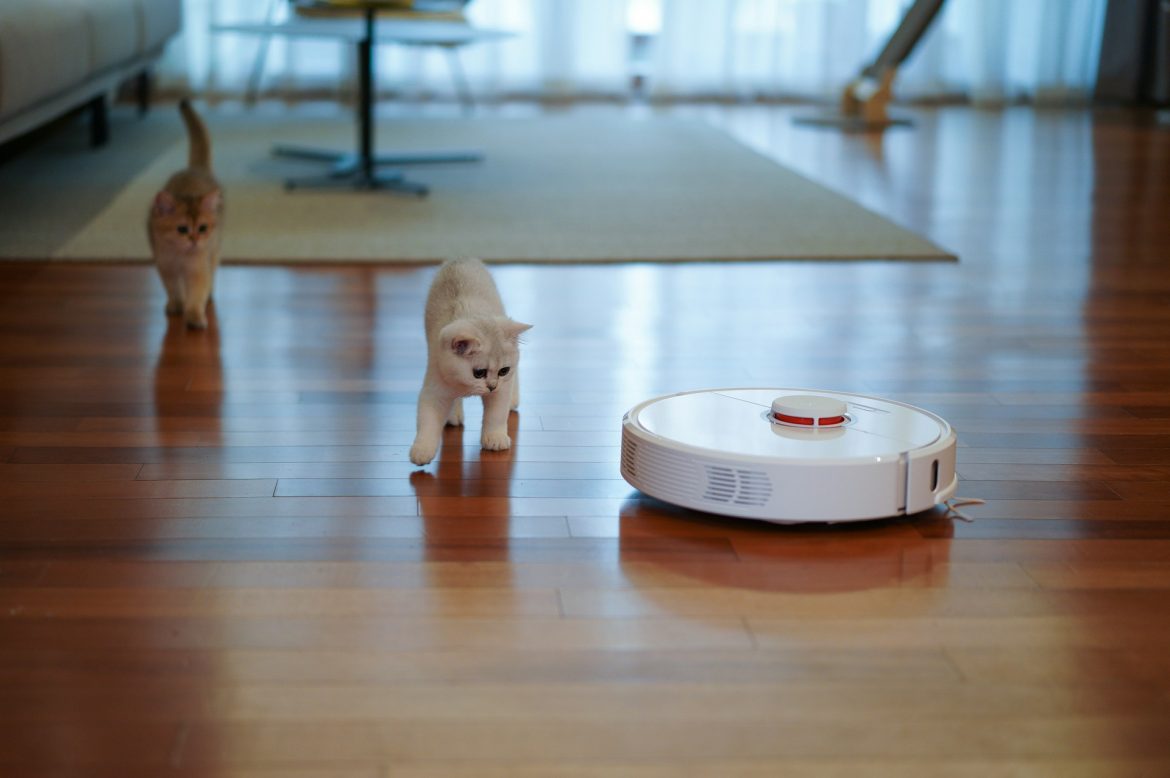 Roborock lança novos robôs aspiradores com descontos no Prime Day
