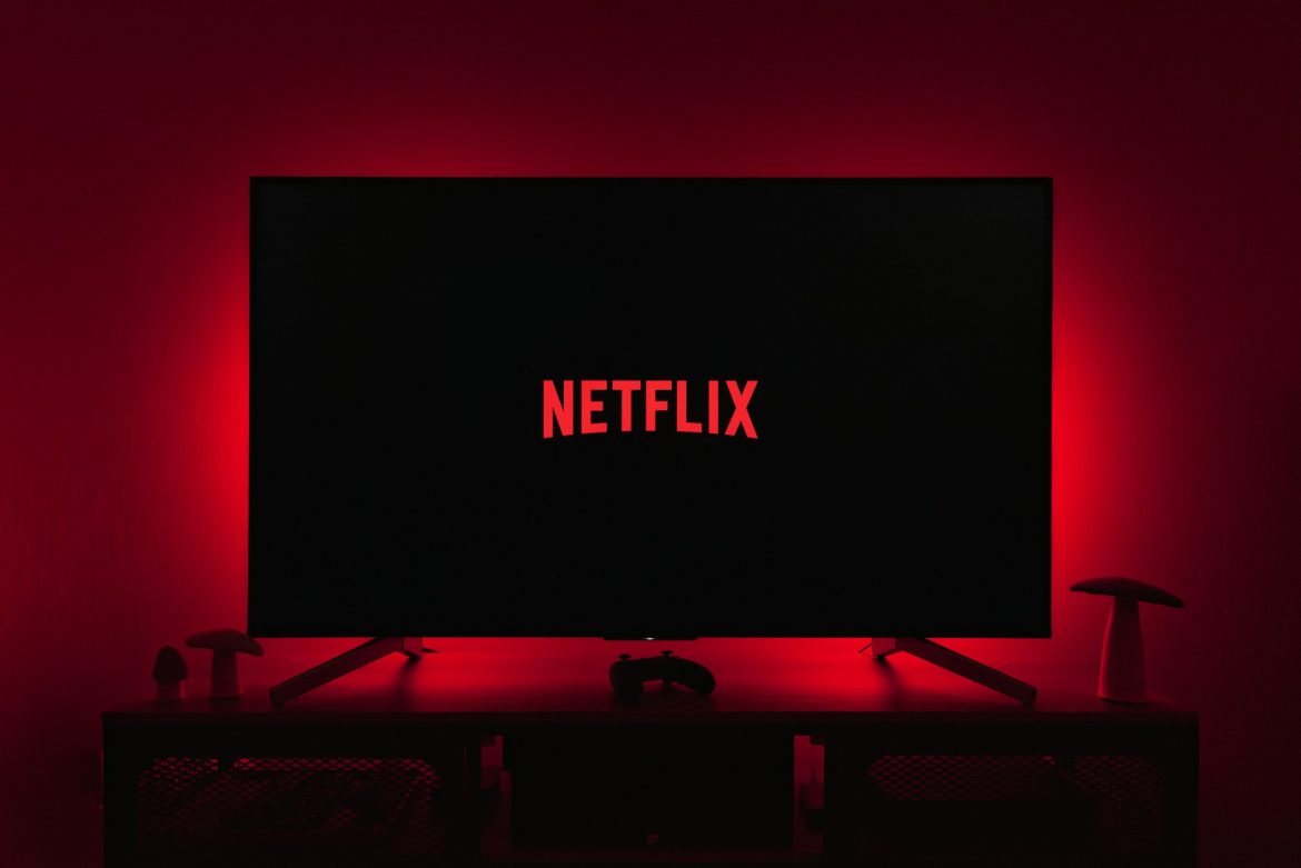 Guia da Netflix: 5 Filmes de Ação Imperdíveis e a Análise da Nova Temporada de ‘A Diplomata’